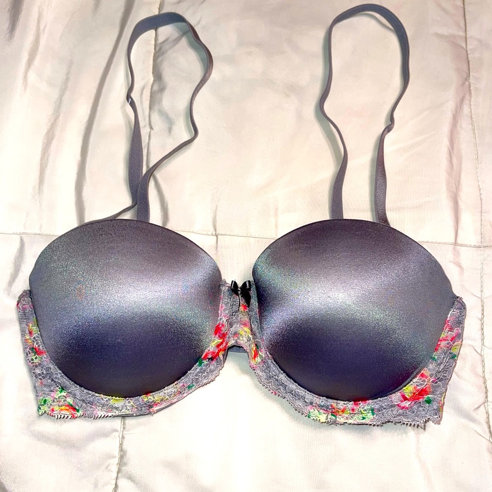 Pink Victoria’s Secret’s Multi-Way Push Up